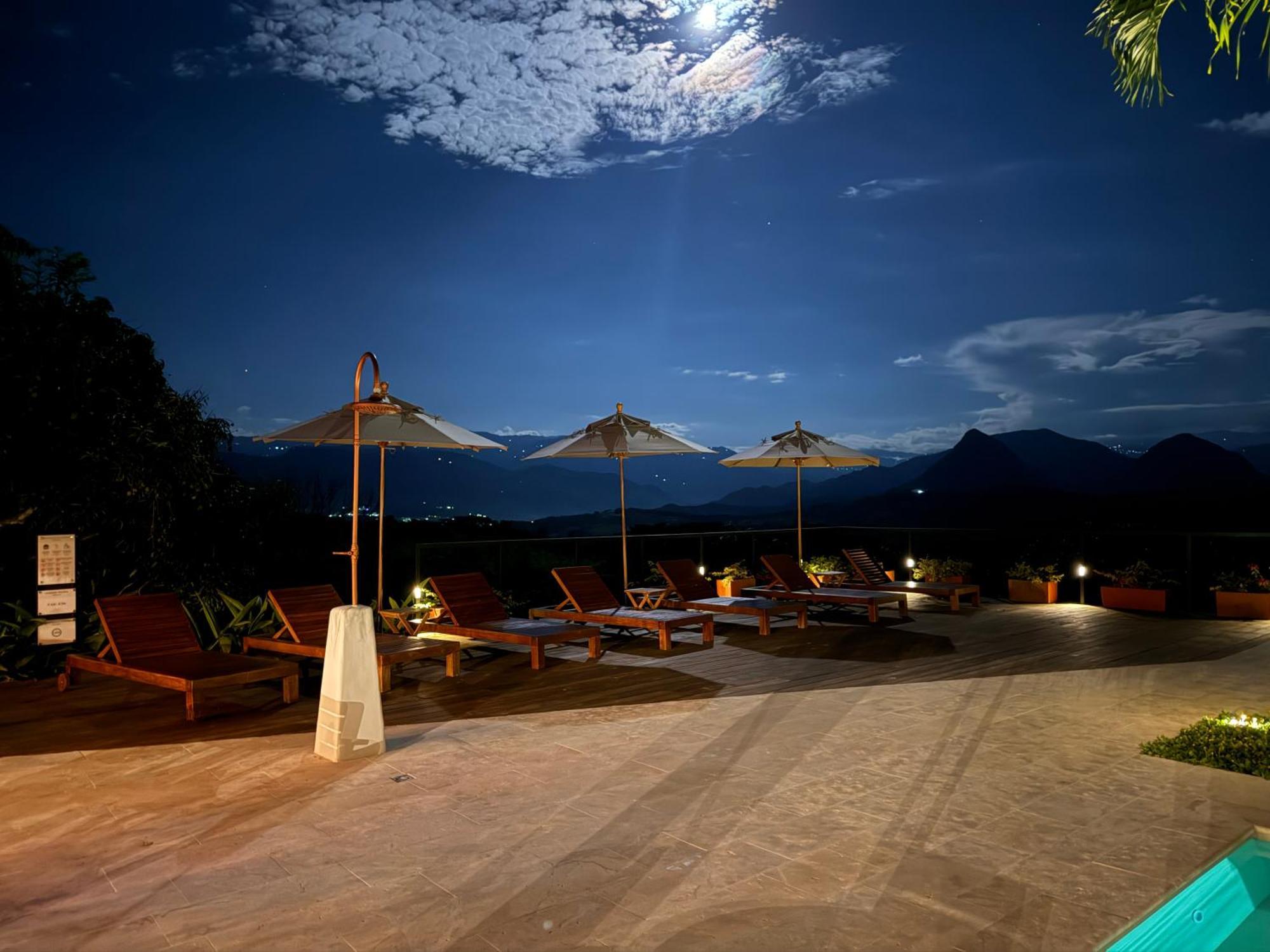 Fina Estampa Country Hotel - Mayores De 10 Anos - Támesis Exterior photo